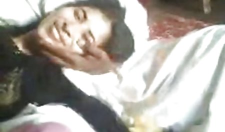 دينار بحريني - مثليه جنس عربي جامد الجنس الطرف بجانب حمام السباحة!
