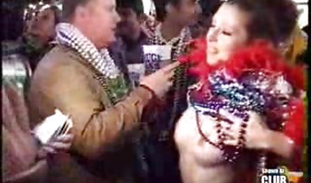 على بوف - امرأة سمراء مع كبير الثدي والساقين طويلة جنس اجنبي وعربي