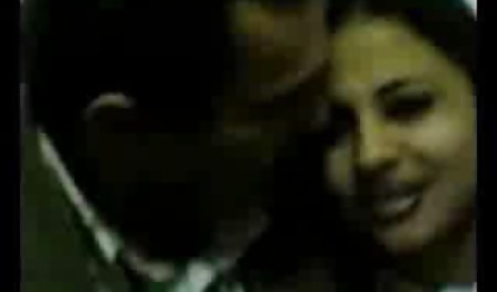 فاتنة لطيف افلام جنس باللغة العربية في جوارب يحصل قصفت جيدا