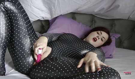 امرأة سمراء كبيرة يلعب مع بوسها جنس عرب محارم في ر